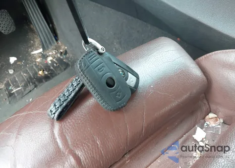 2006 BMW 330I I из США, поврежденный, VIN WBAVB33576AZ87978